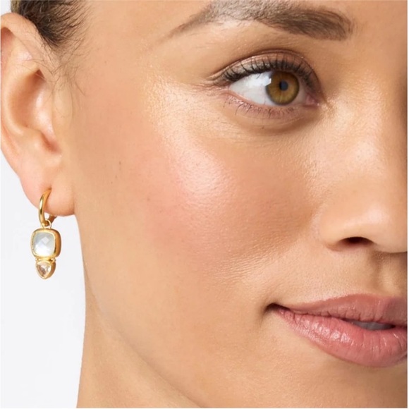 JULIE VOS • 2 in 1 Aquitaine Duo Charm & Hoop Earrings Color: Iridescent Rose - Picture 5 of 5